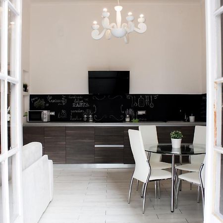 Apartmán Salerno Center House - Corso Vittorio Emanuele Exteriér fotografie